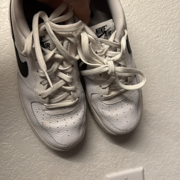 Nike Air Force 1 - Picture 2 of 4